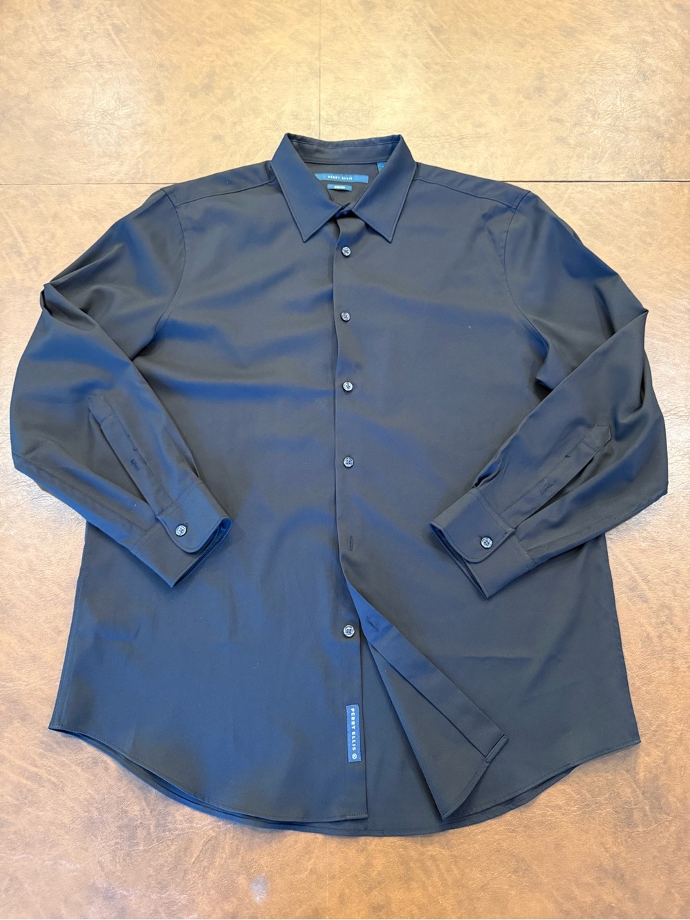 Perry Ellis Men’s Black Stretch Button Down Shirt Collared
